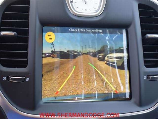 Chrysler 300 2017 photo 14